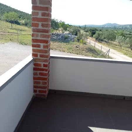 Lavanda Apartman *